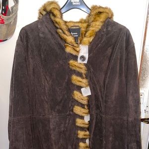 *New* Dennis Basso - American fashion designer